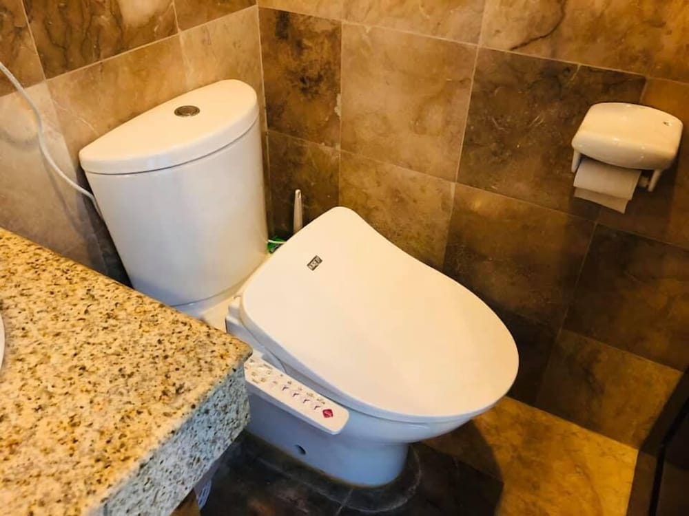 Фото City Suites Ramos Tower