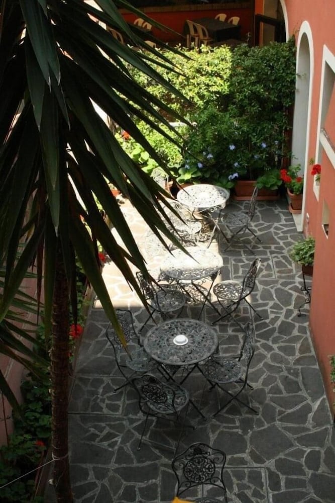 Фото Al Fagiano Art Hotel