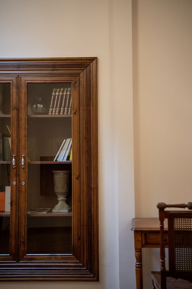 Фото Old Town Suites