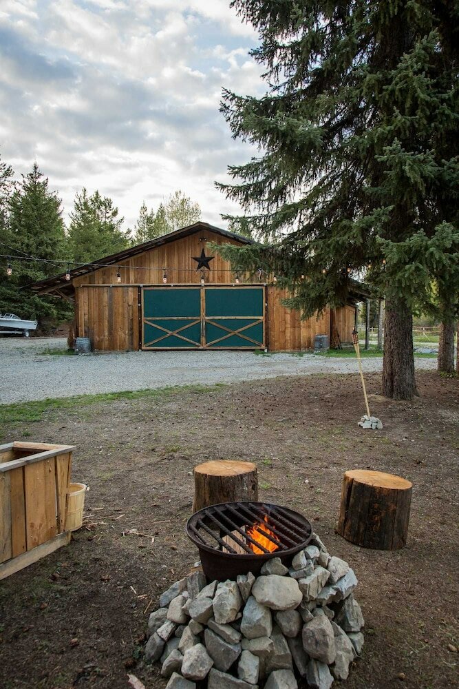 Фото Idabel Lake Estate