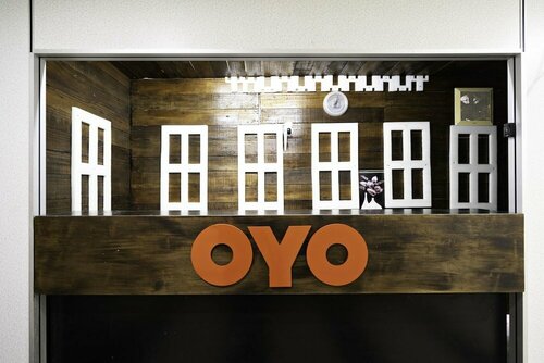 Гостиница Oyo 89960 Manjung Inn Hotel