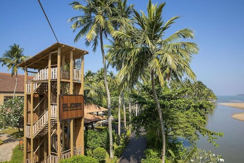 Гостиница Avani Kalutara Resort в Калутаре