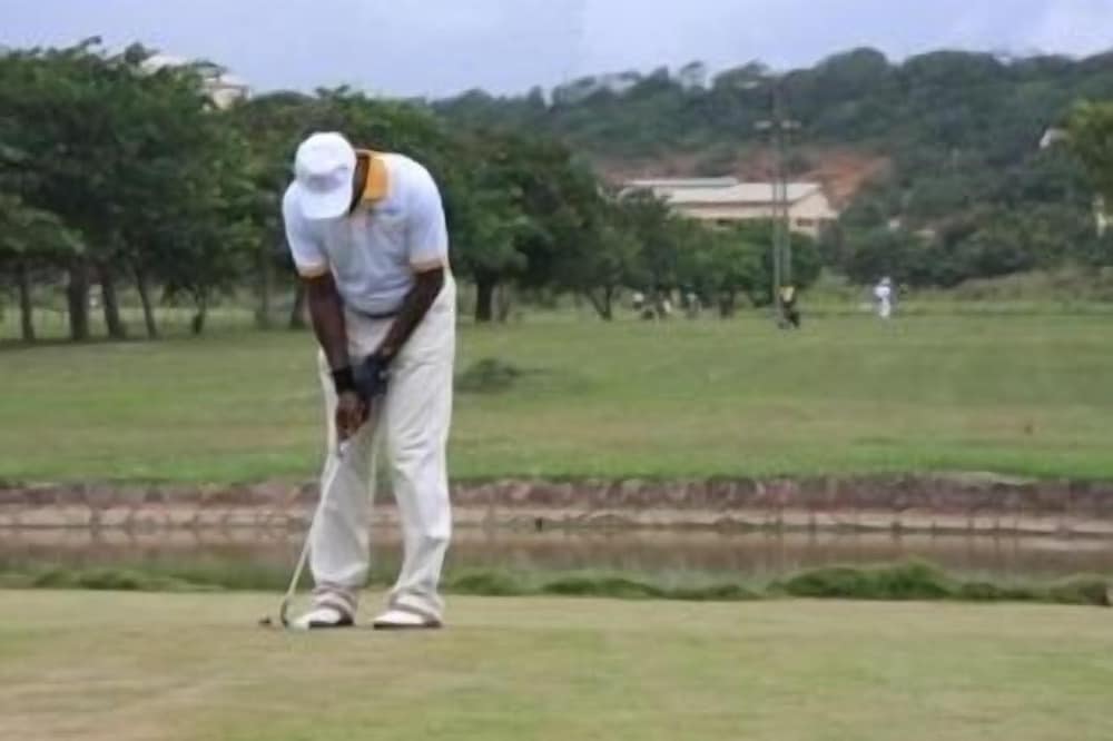 Фото Coconut Grove Beach Resort