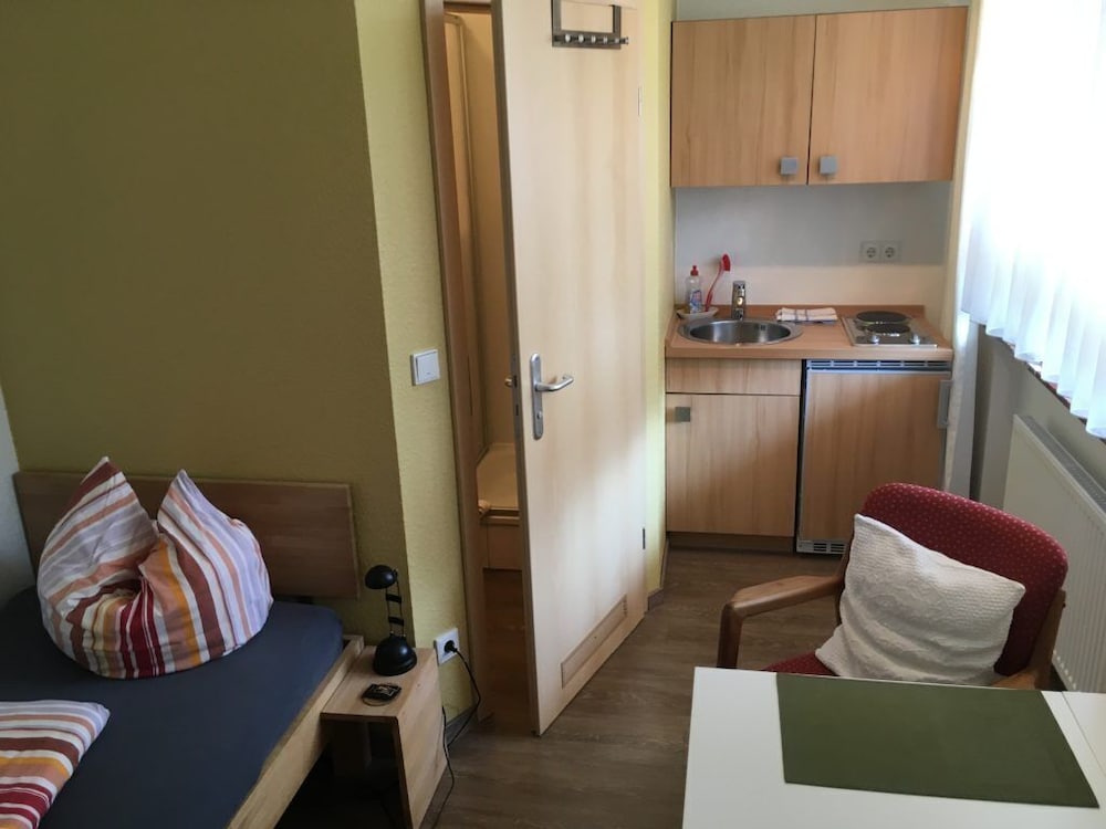 Фото Taunusblick Ferienwohnung und Apartment