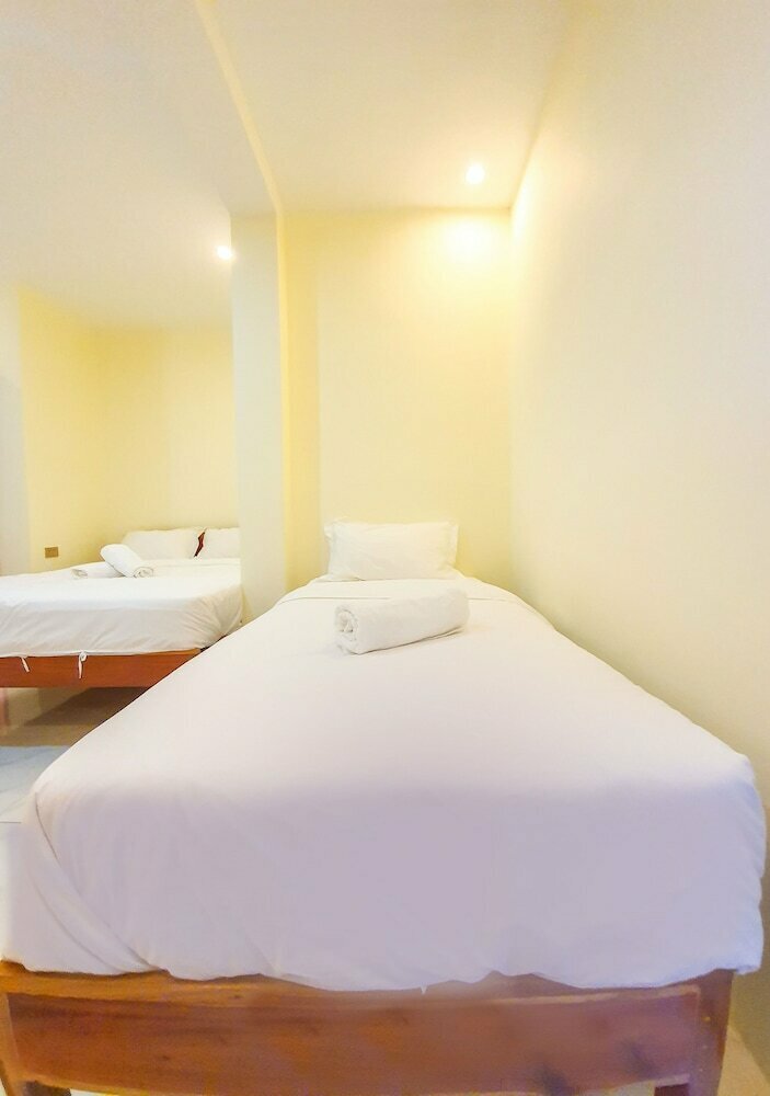 Hotel Speed 8 Inn by Cocotel, Province of Cebu, photo