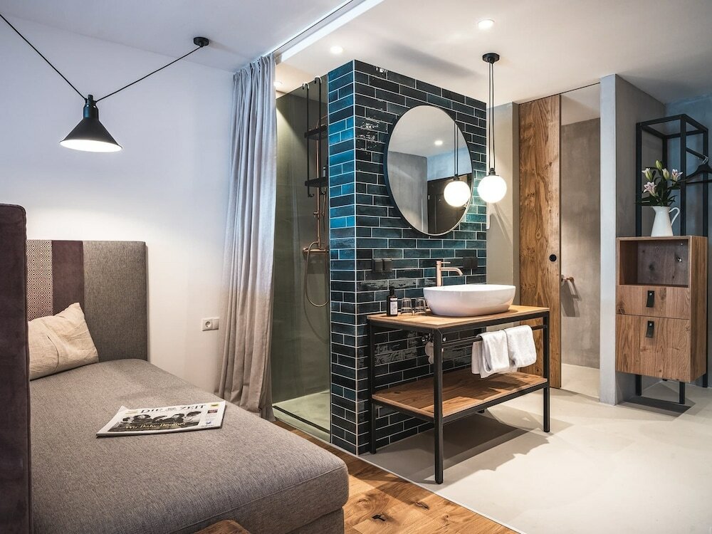 Фото Das Falkenstein