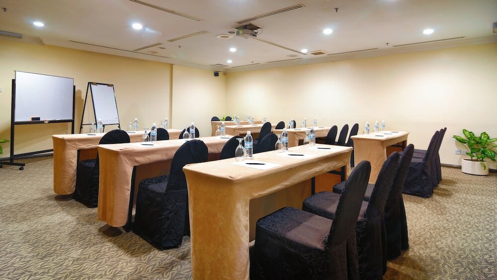 Фото Hotel Shangri La Kota Kinabalu