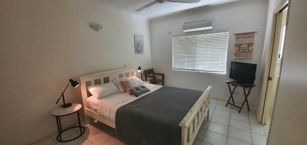 Фото The Beach Place