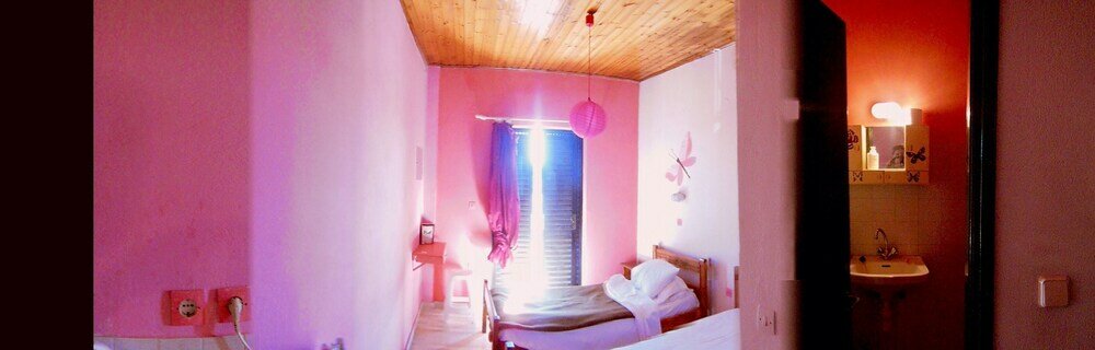 Фото Comfy Hostel Studios