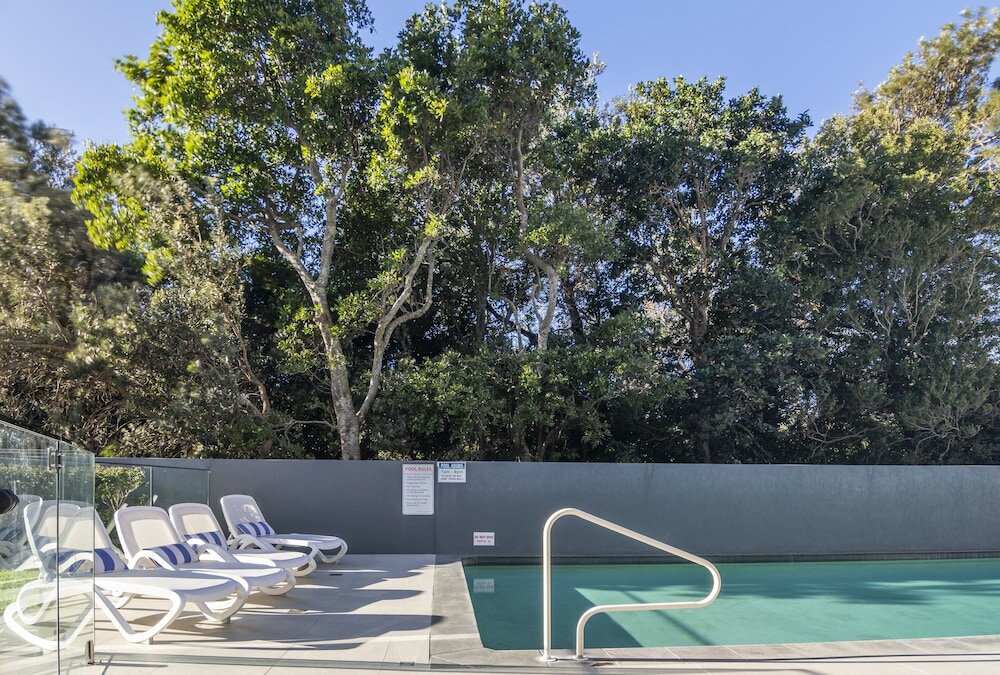 Фото 84 The Spit Holiday Apartments