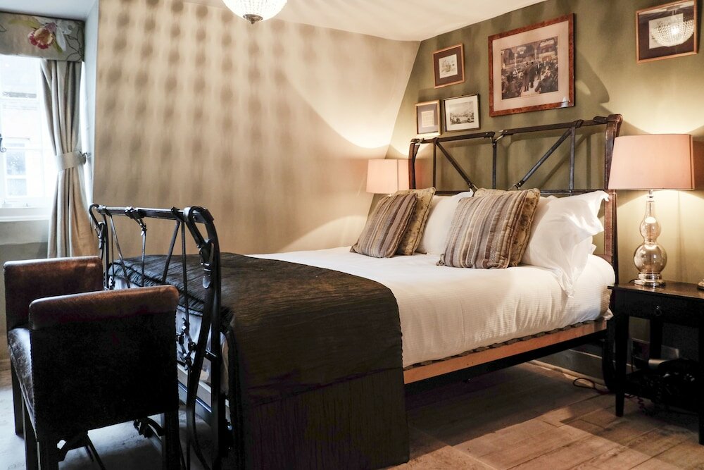 Фото Wykeham Arms