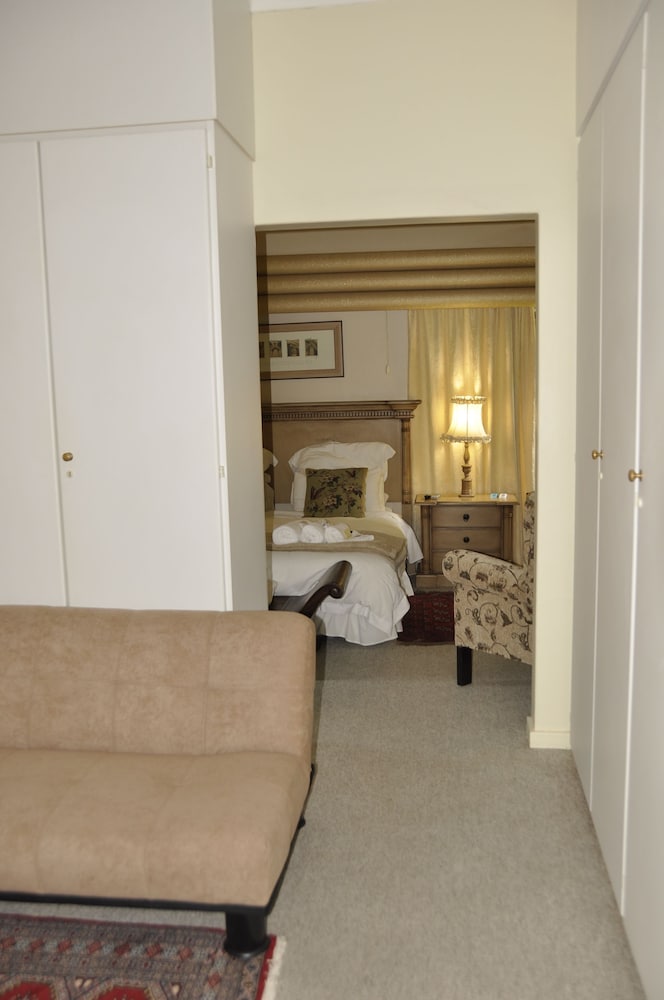 Фото Crane's Nest Guest House & SPA @ 313