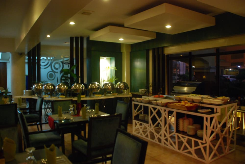 Фото Century Hotel