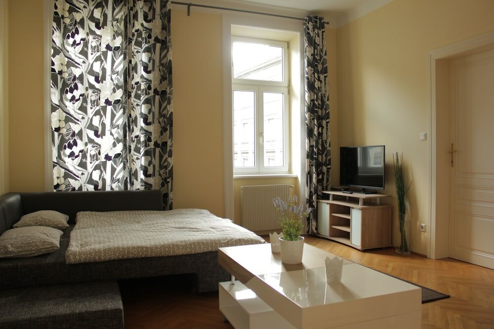 Фото Hotel & Apartments Klimt