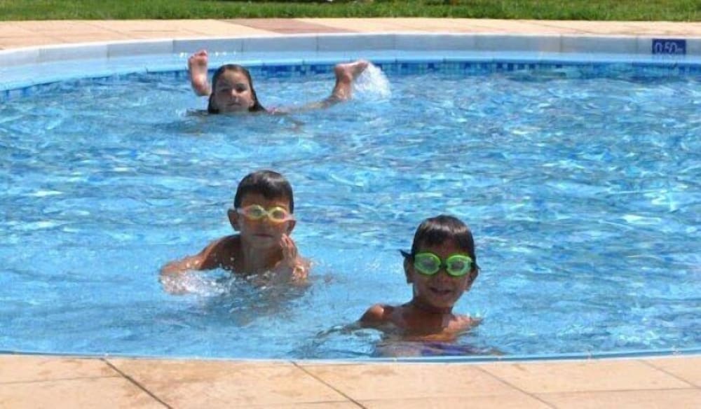 Фото Adelais Hotel