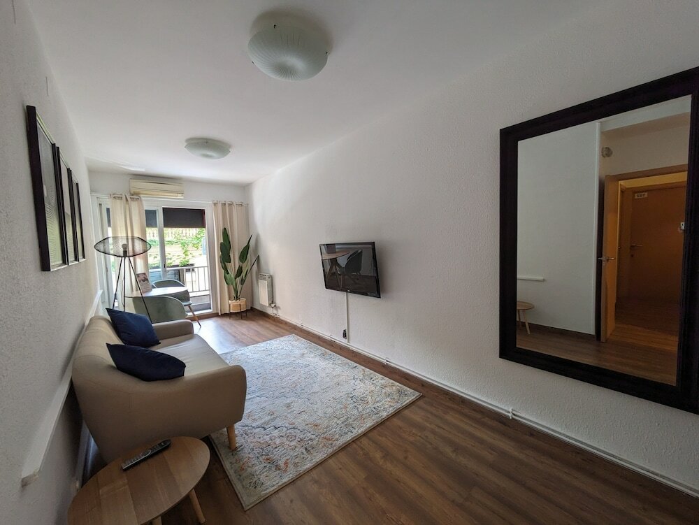 Фото Hostal Alogar