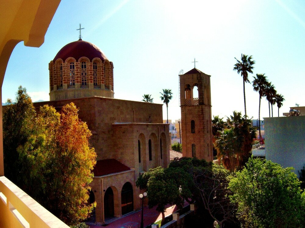 Фото Fantasia Hotel Apartments