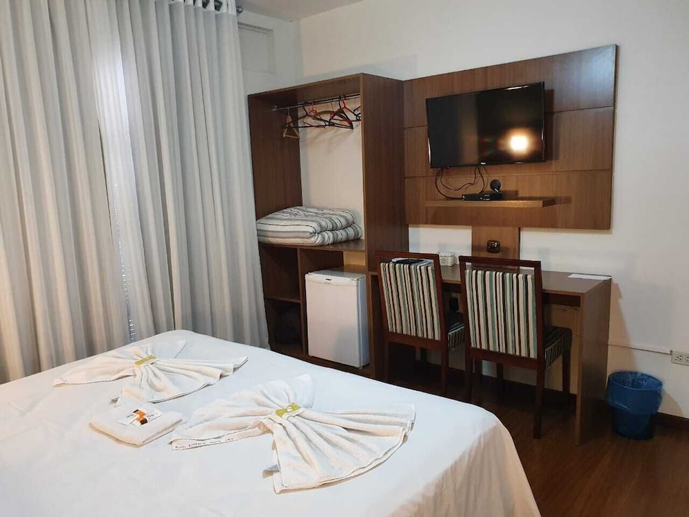 Фото Hotel Estancia Santa Cruz