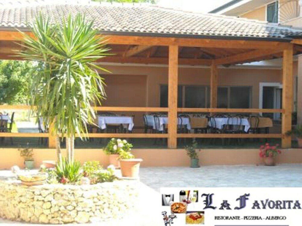 Фото La Favorita