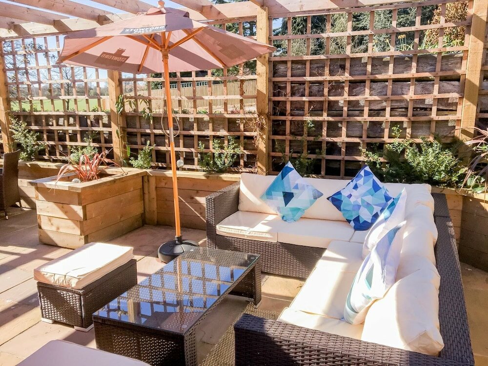 Фото The Angel Hotel