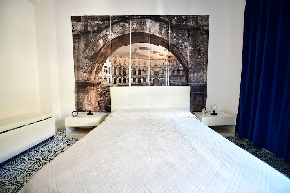 Фото Queen Vatican