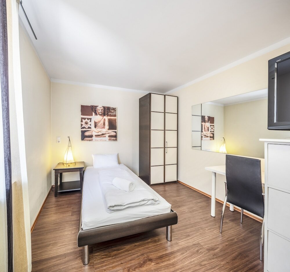 Фото Отель Little Italy Heidelberg