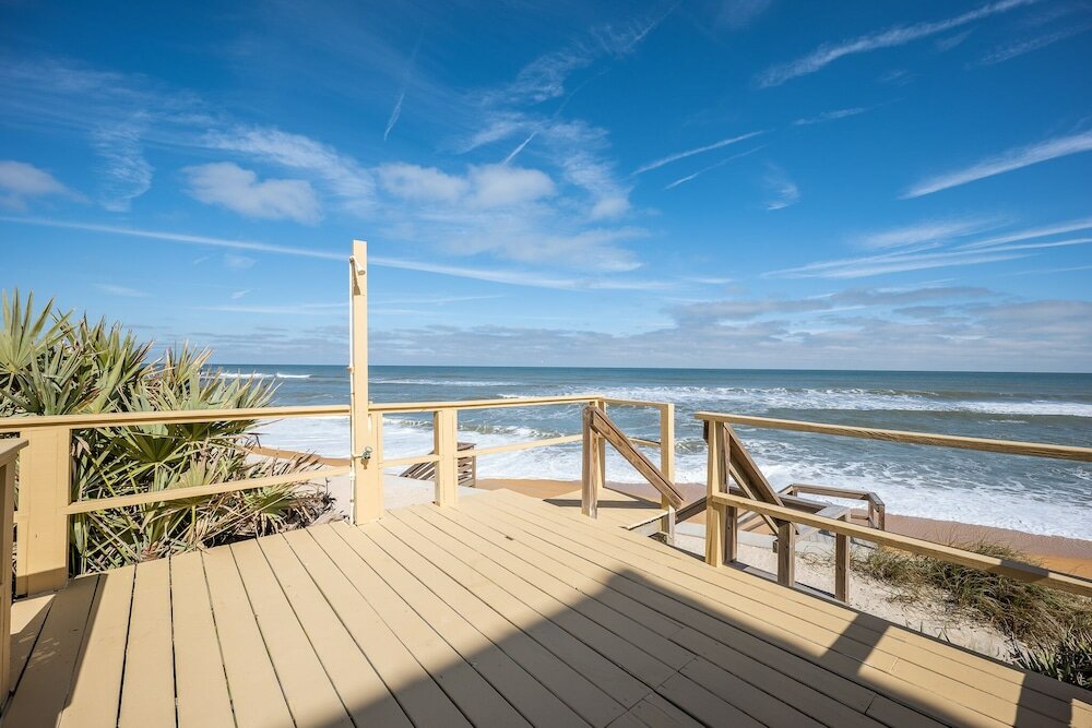 Фото Oasis Beach House