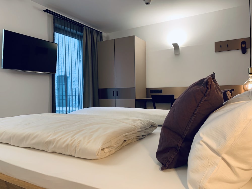 Фото Stadthotel Kachelofen