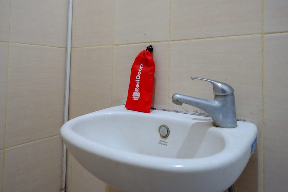 Фото RedDoorz near Hartono Mall Solo