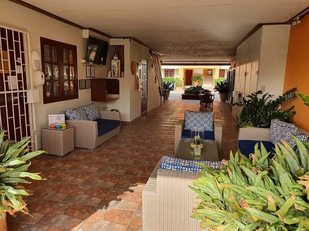 Фото Aruba Quality Apartments & Suites