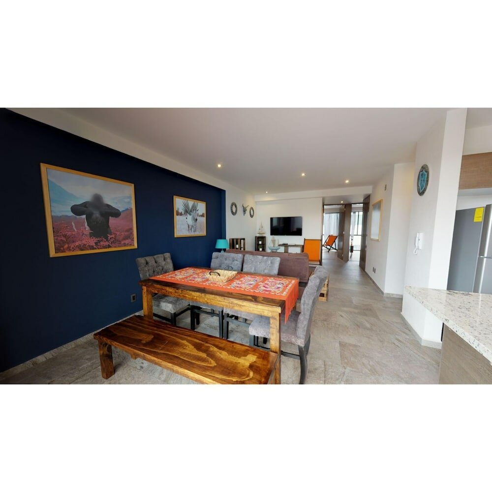 Фото Brand New Ph with Private Rooftop @ Wtc