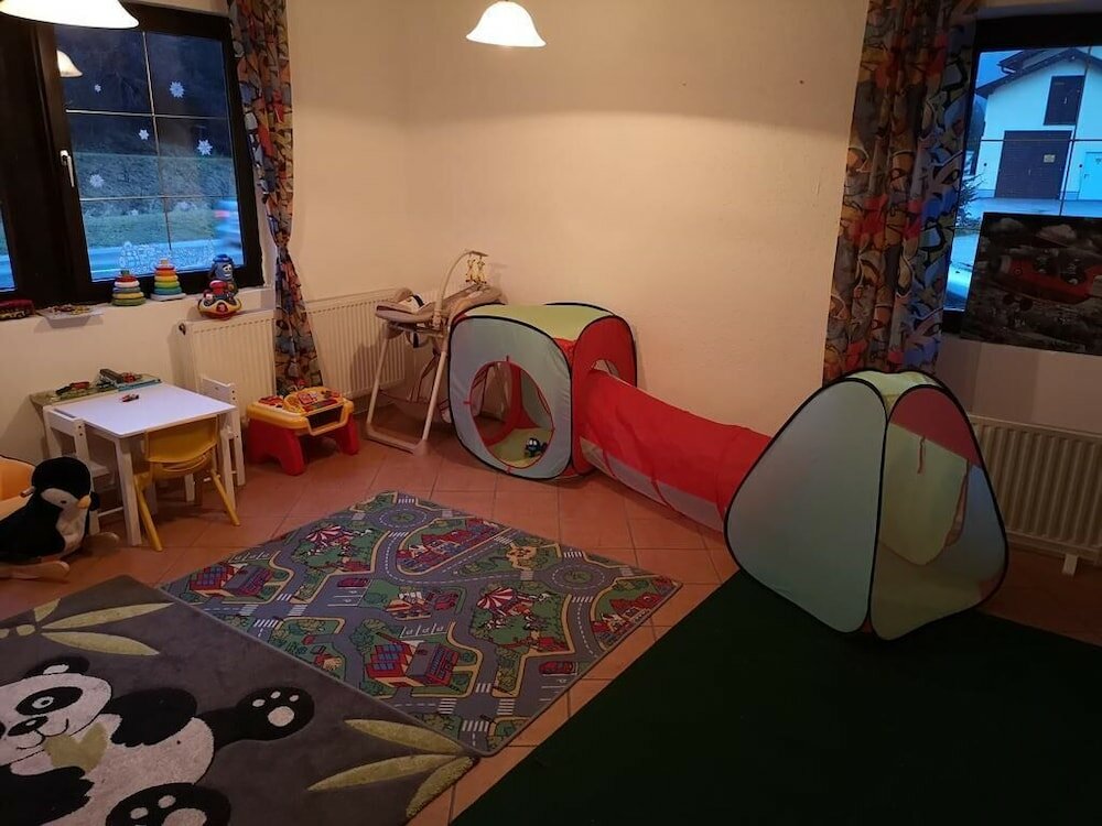 Фото Gasthof zum Falkenstein