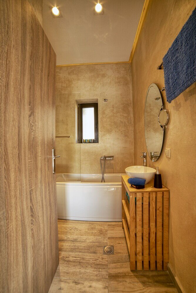 Фото Olive Luxury Suites - Adults Only