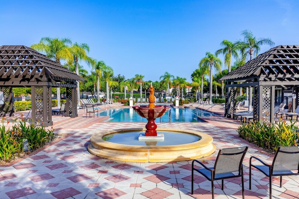 Фото Fantastic 4br 3ba with Pvt Pool with Lake view near to Disney