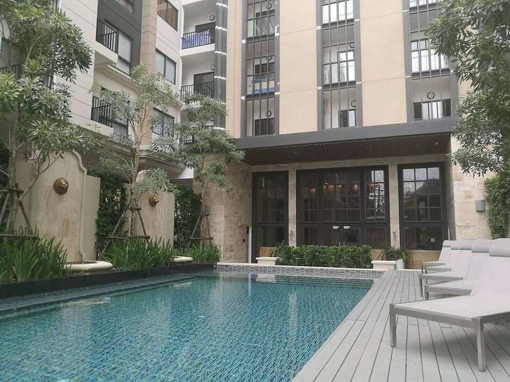 Фото Brand New Luxury 1 Br Near 2mrt 2bts 3 Shopping
