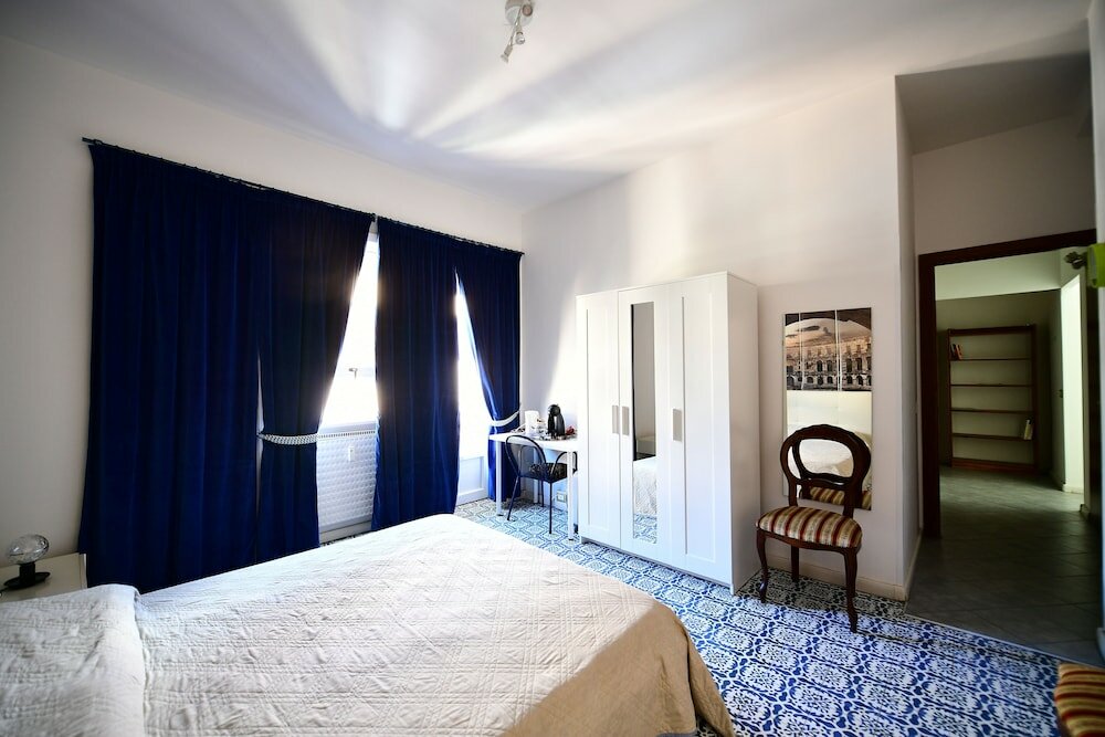 Фото Queen Vatican