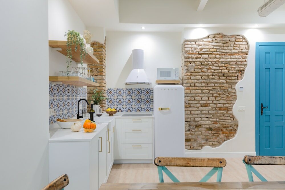 Фото Atenea Malaga Apartments