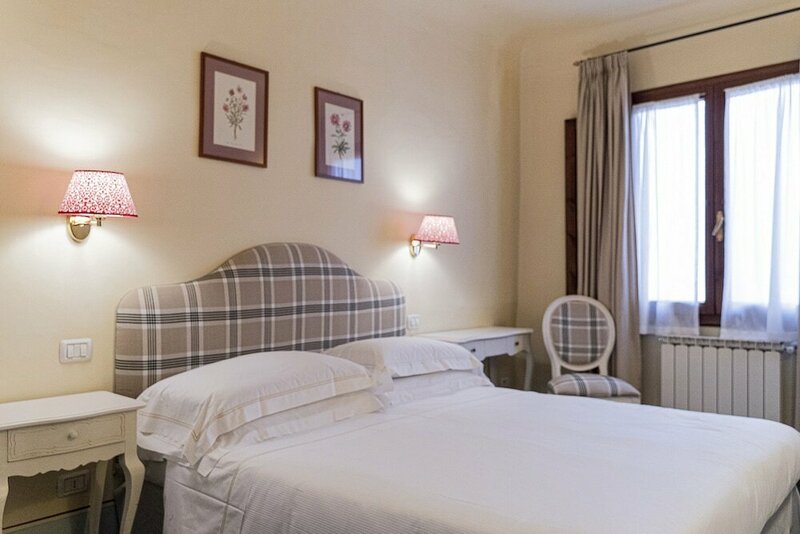 Гостиница Casa Uffizi Tower House Boutique Hotel во Флоренции