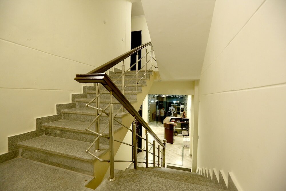 Фото Hotel Yog Tapovan