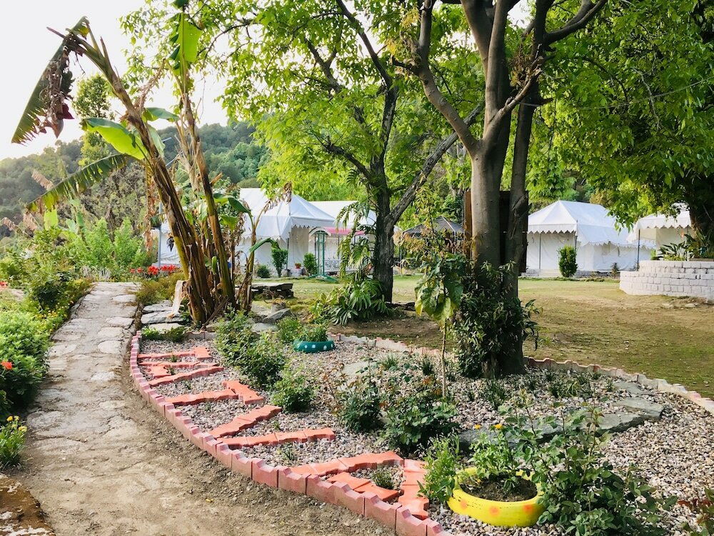 Фото Tatva Bir Tents and Hotel