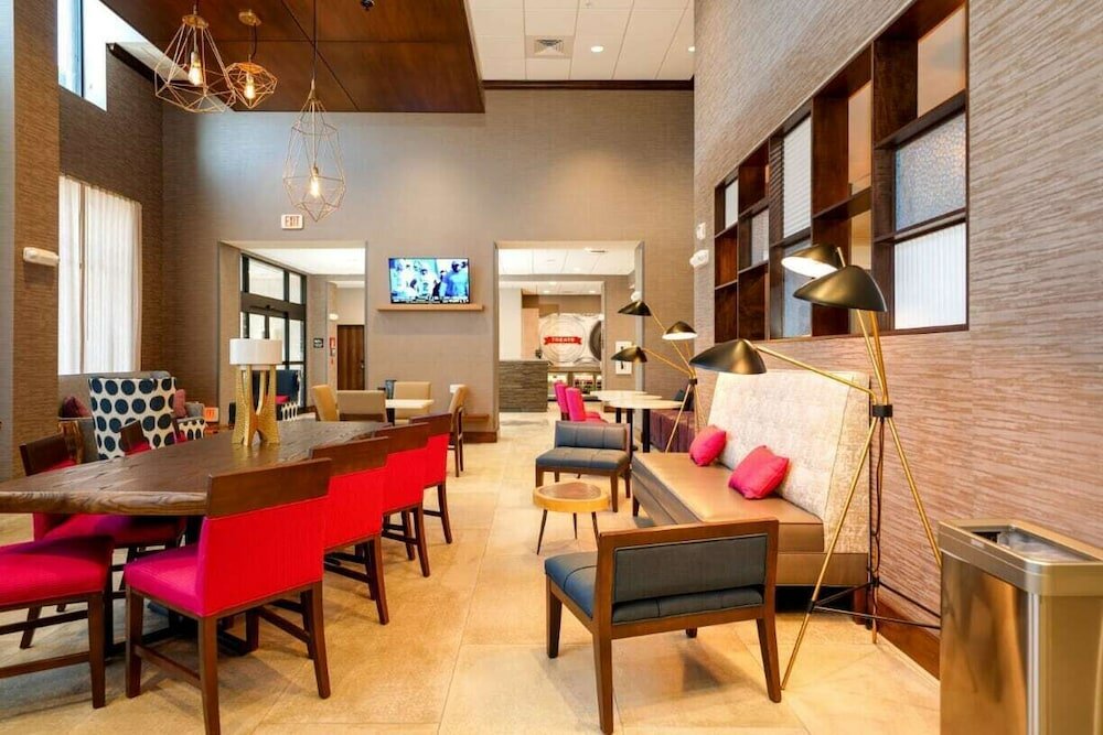 Фото Hampton Inn & Suites Aurora South Denver