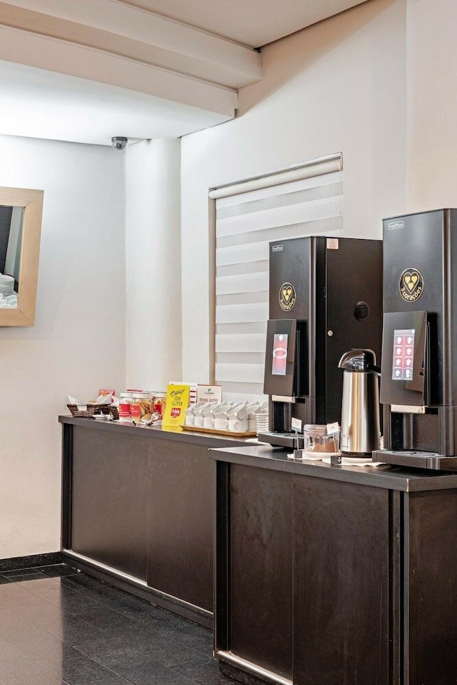 Фото Rede Andrade Braz