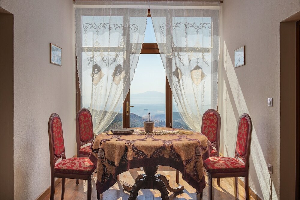 Фото Melanthi Traditional Hotel