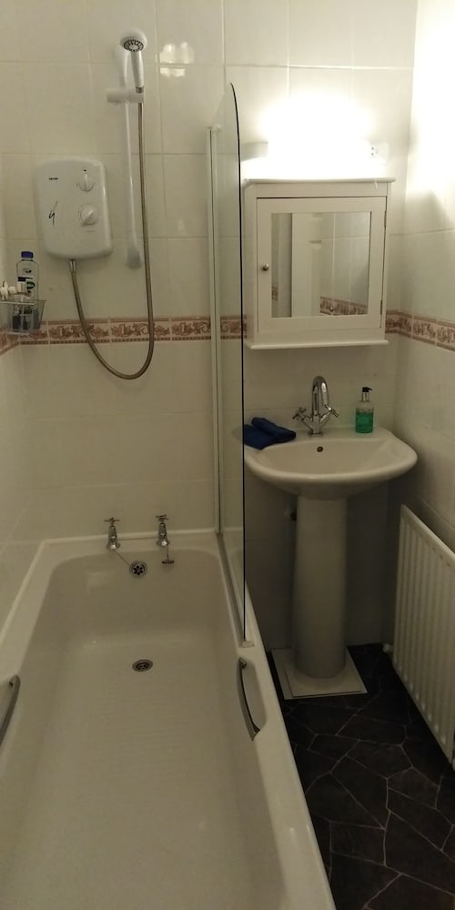 Фото № 29 Well Street B & B