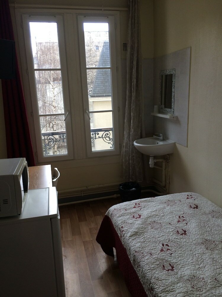 Фото Au Royal Mad Hotel