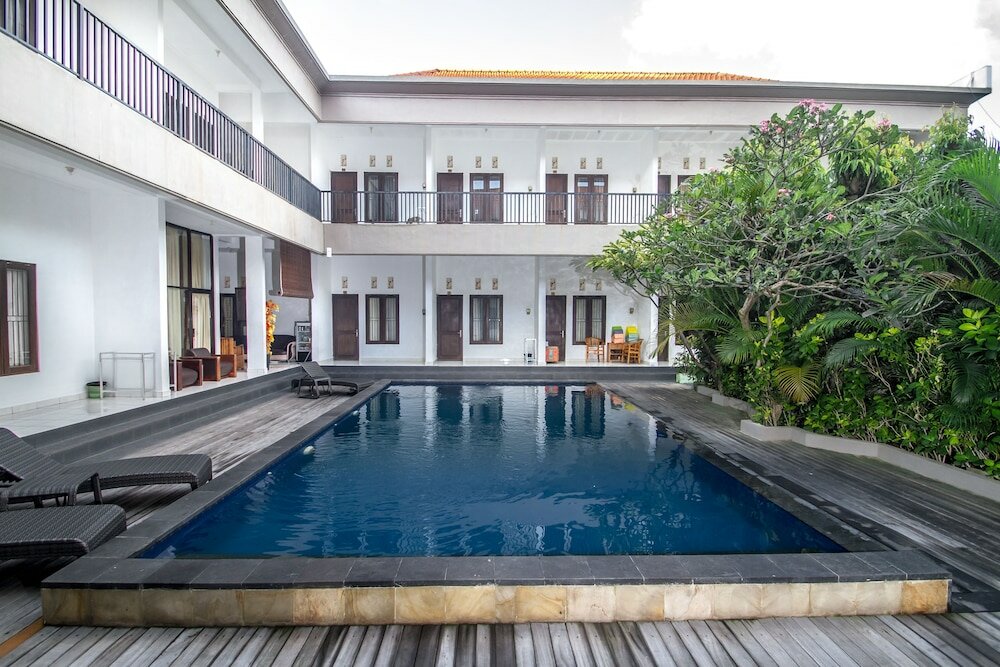 Фото Seminyak Point Guest House