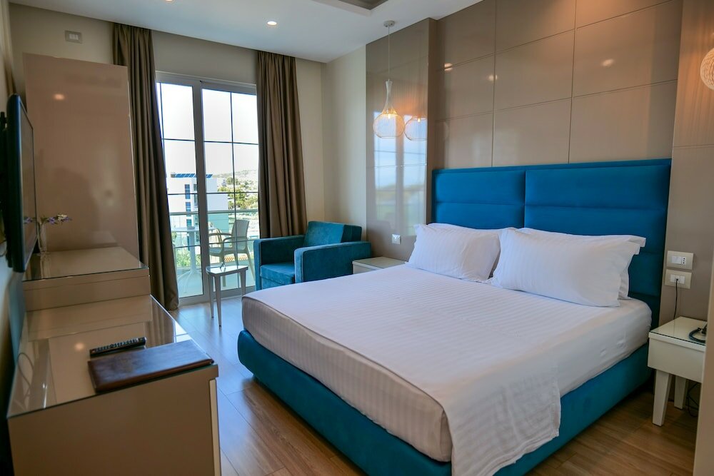 Фото Hotel Luxury