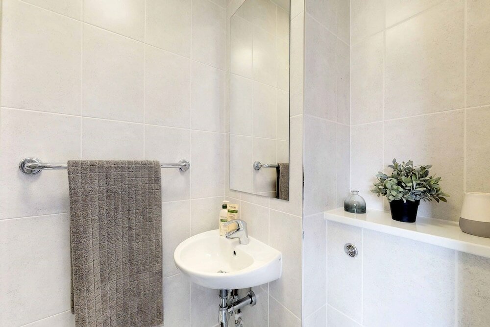 Фото 166919390004