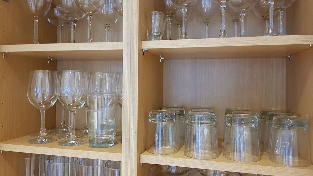 Фото Authentic Central 3-Bedroom Apartment