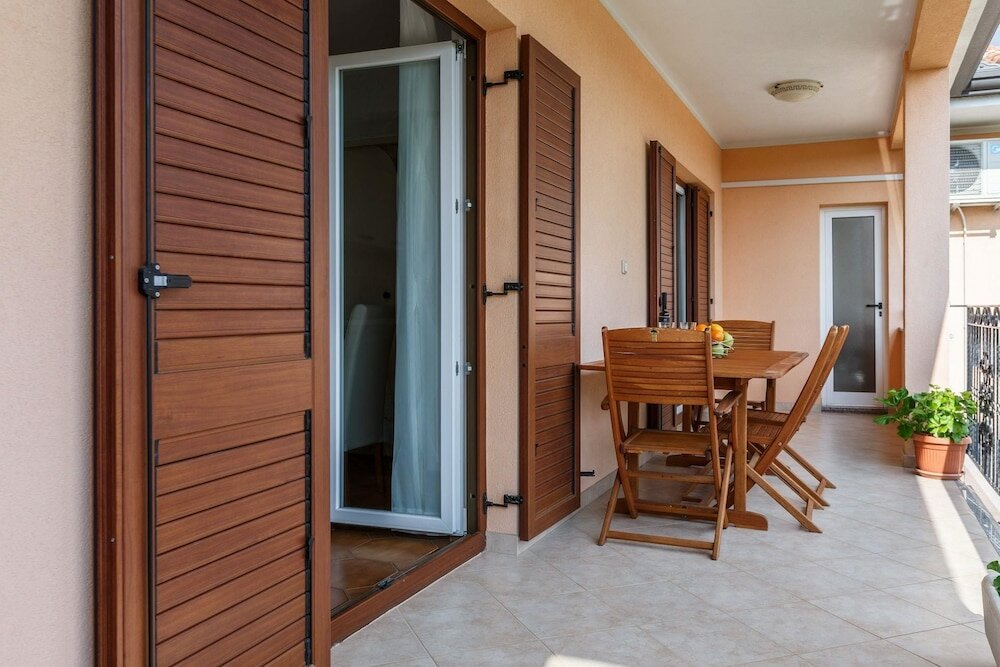 Фото Villa Nina Apartments